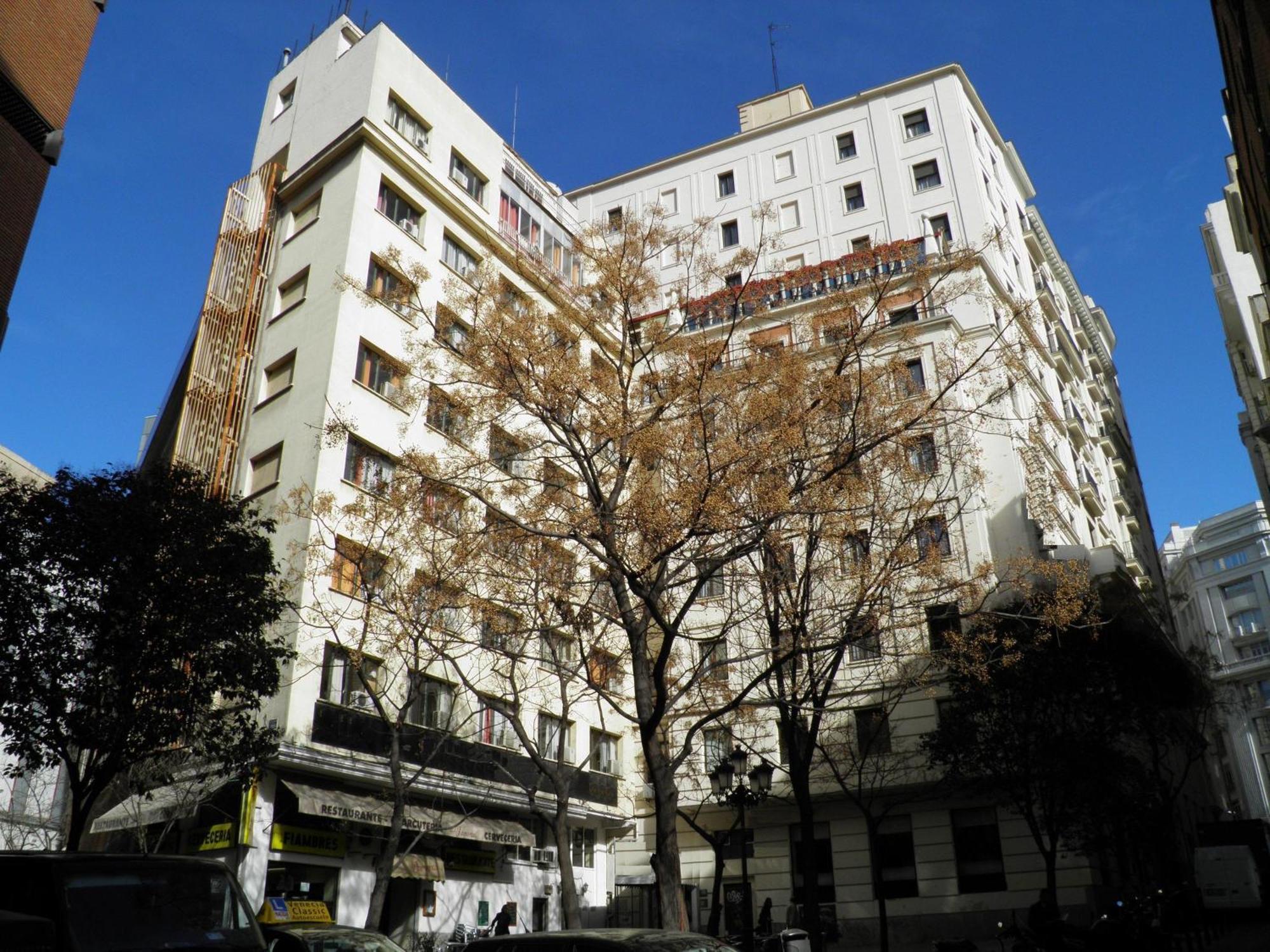بيت شباب Euroمدريد المظهر الخارجي الصورة