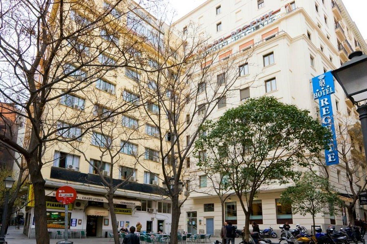 بيت شباب Euroمدريد المظهر الخارجي الصورة